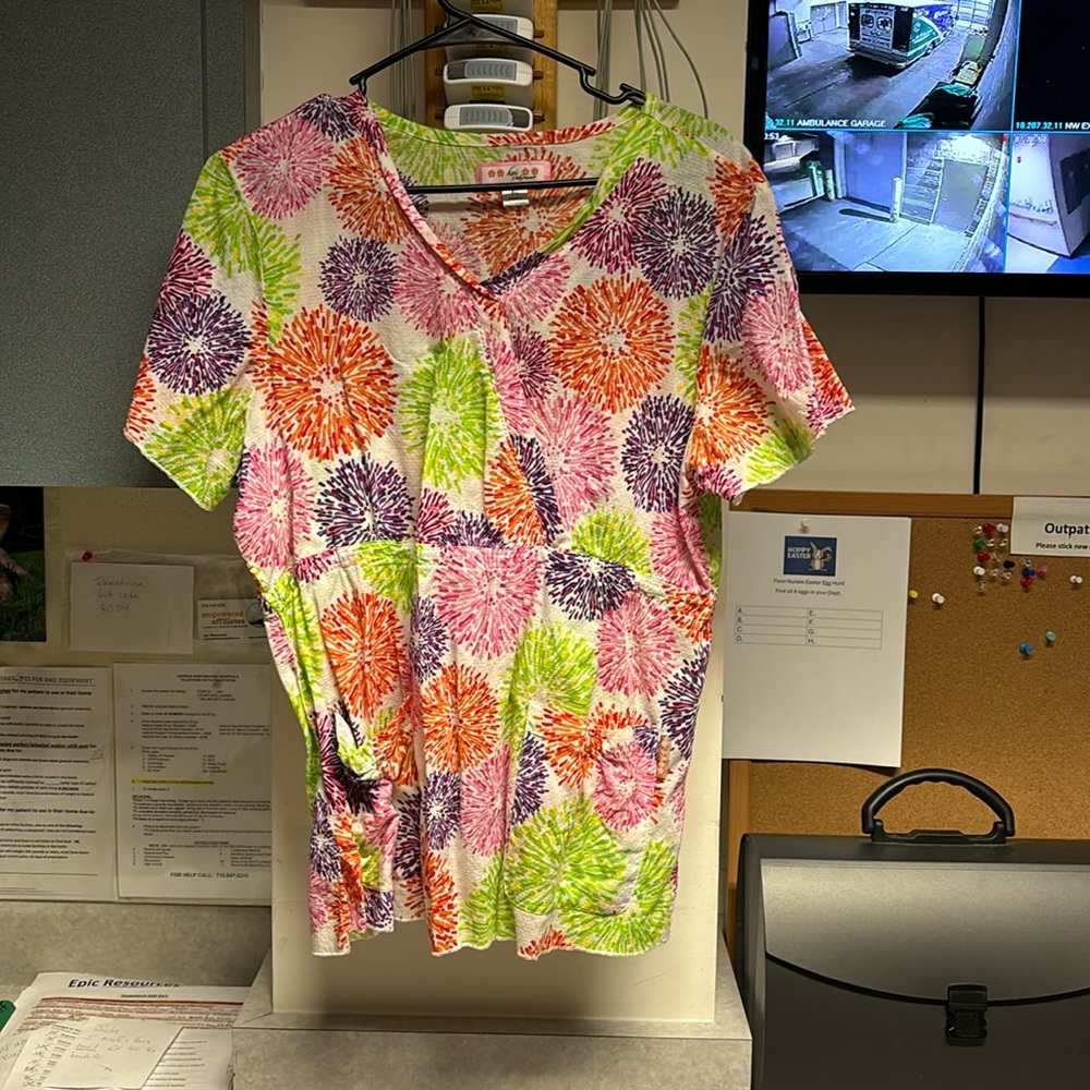 Koi scrub top